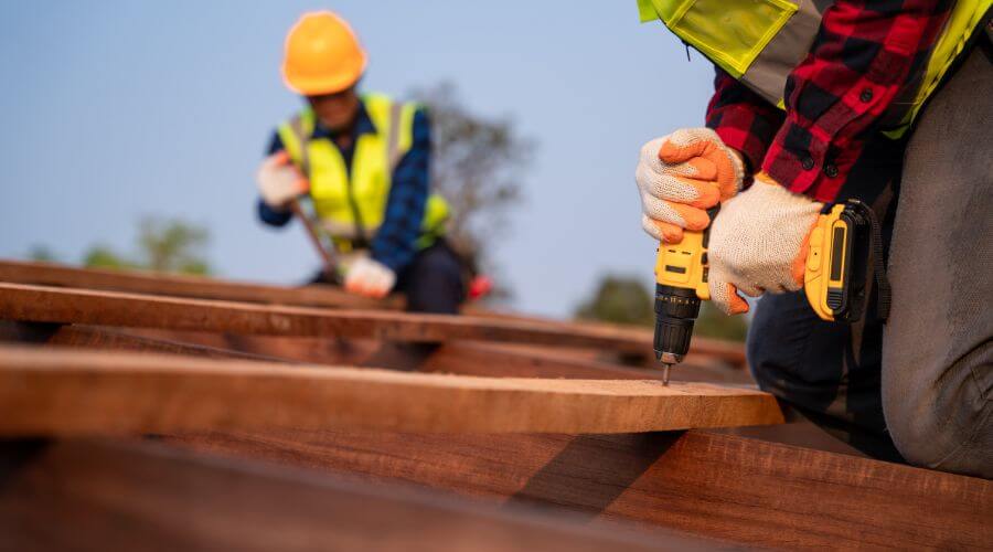 Expert tile roof repair services in Zamora, CA